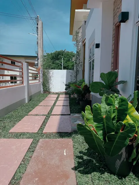 Residential Interior and Landscaping, photo 1 of 4