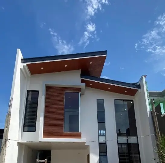 Two-Storey Residential with Double-Height Living Room, photo 1 of 4