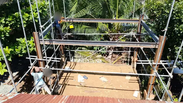 1-Storey Commercial Building with Roof Deck, photo 1 of 6